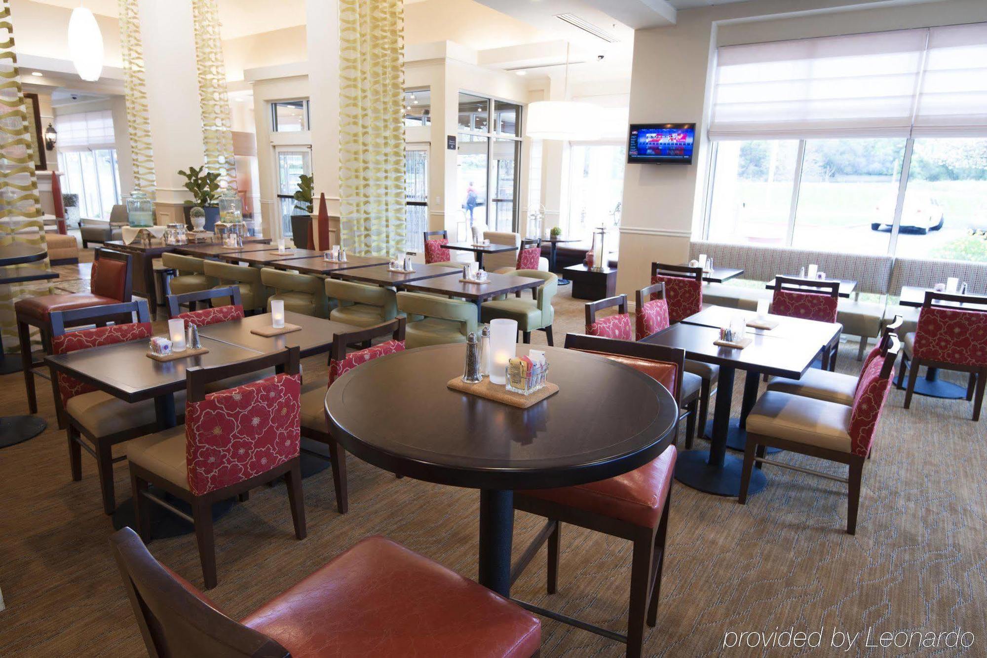 Hilton Garden Inn Redding Bagian luar foto